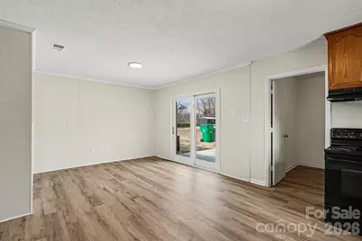 2200 Longdale Drive, Charlotte, NC 28217 - Photo 9