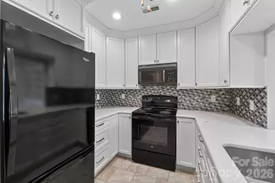 19819 Henderson Road #J, Cornelius, NC 28031 - Photo 9