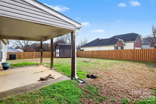 8418 Appledale Dr, Charlotte, NC 28262 - Photo 5