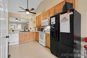 8418 Appledale Dr, Charlotte, NC 28262 - Photo 13