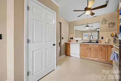 8418 Appledale Drive, Charlotte, NC 28262 - Photo 19