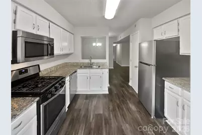 6041 Pinebark Court, Charlotte, NC 28212 - Photo 9