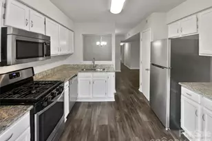 6041 Pinebark Ct, Charlotte, NC 28212 - Photo 9