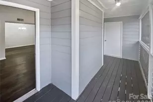 6041 Pinebark Ct, Charlotte, NC 28212 - Photo 19