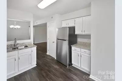 6041 Pinebark Court, Charlotte, NC 28212 - Photo 11