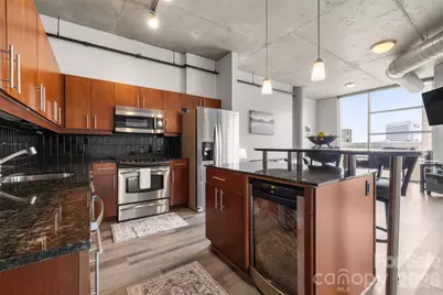 505 E 6th Street #707, Charlotte, NC 28202 - Photo 5