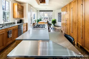 1002 Coves Pheasant Ct, Biltmore Lake, NC 28715 - Photo 9