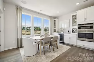 2147 Hawksworth Ln, Charlotte, NC 28262 - Photo 11