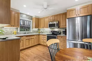 7801 Meadowview Ln, Charlotte, NC 28270 - Photo 15