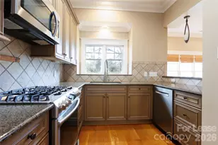 1031 Oriole St, Charlotte, NC 28203 - Photo 7