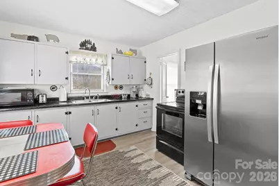 90 Pine Circle, Black Mountain, NC 28711 - Photo 13