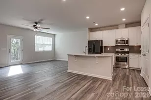 13045 Cottage Crst Ln, Charlotte, NC 28273 - Photo 7