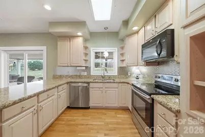 8 Morningside Drive, Granite Falls, NC 28630 - Photo 11