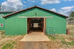 1487 Hayes Rd, Columbus, NC 28722 - Photo 31