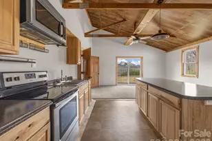 1487 Hayes Rd, Columbus, NC 28722 - Photo 17