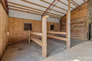 1487 Hayes Rd, Columbus, NC 28722 - Photo 23