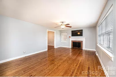 1425 5th Street NE, Hickory, NC 28601 - Photo 9