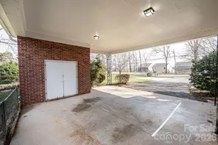 1425 5th St NE, Hickory, NC 28601 - Photo 43