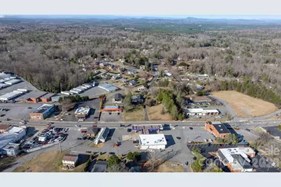 636 Main Street E, Valdese, NC 28690 - Photo 19