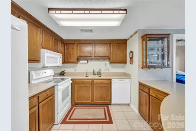 303 Sugar Top Drive #2712, Sugar Mountain, NC 28604 - Photo 5