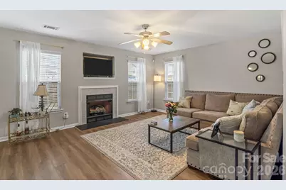 135 Spring Meadows Drive, Lincolnton, NC 28092 - Photo 9