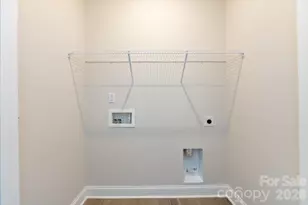 909 Archway Ln, Charlotte, NC 28217 - Photo 33