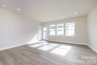 909 Archway Lane, Charlotte, NC 28217 - Photo 11