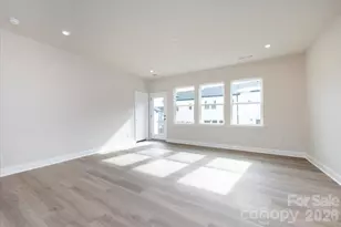 909 Archway Ln, Charlotte, NC 28217 - Photo 11