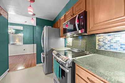 1300 Reece Road #208, Charlotte, NC 28209 - Photo 9