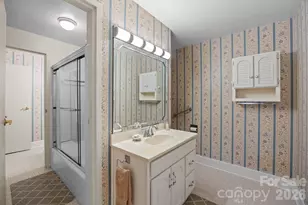 1300 Reece Rd, Charlotte, NC 28209 - Photo 19