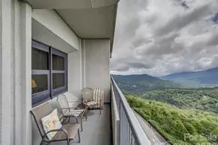 303 Sugar Top Dr, Sugar Mountain, NC 28604 - Photo 21