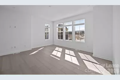 7102 Westrow Avenue, Charlotte, NC 28278 - Photo 15