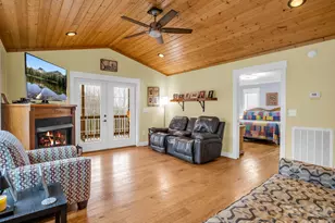 1086 Carters Ridge Rd, Spruce Pine, NC 28777 - Photo 25