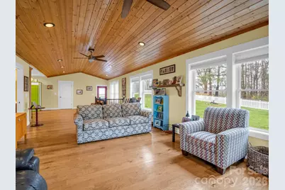 1086 Carters Ridge Road, Spruce Pine, NC 28777 - Photo 23