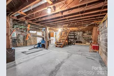 1086 Carters Ridge Road, Spruce Pine, NC 28777 - Photo 35