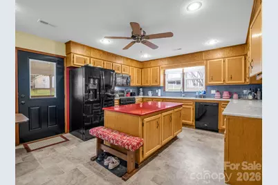 1086 Carters Ridge Road, Spruce Pine, NC 28777 - Photo 7
