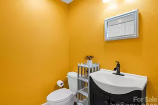 1086 Carters Ridge Rd, Spruce Pine, NC 28777 - Photo 31