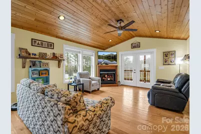 1086 Carters Ridge Road, Spruce Pine, NC 28777 - Photo 23