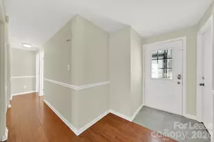 7130 Rollingridge Dr, Charlotte, NC 28211 - Photo 3