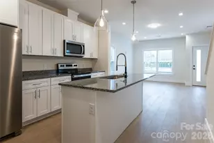 4 Wyndom Ln, Asheville, NC 28805 - Photo 7