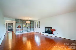 305 Piney Mountain Dr, Asheville, NC 28805 - Photo 13