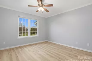 9404 S Vicksburg Park Ct, Charlotte, NC 28210 - Photo 17