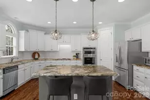 7300 Stonehaven Dr, Waxhaw, NC 28173 - Photo 9