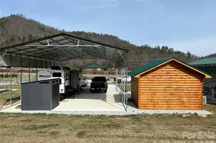 415 Hyde Rd, Stecoah, NC 28771 - Photo 37