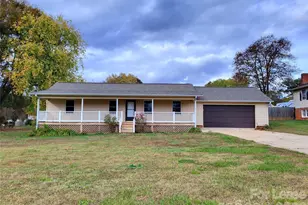 7900 Mountain Shore Dr, Sherrills Ford, NC 28673 - Photo 1