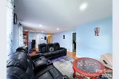 2209 Laura Drive, Charlotte, NC 28212 - Photo 9