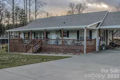 124 Hood Heights, Hendersonville, NC 28739 - Photo 3