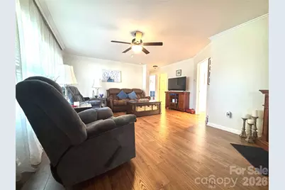 124 Hood Heights, Hendersonville, NC 28739 - Photo 7