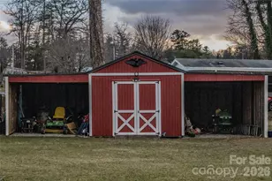 124 Hood Heights, Hendersonville, NC 28739 - Photo 29