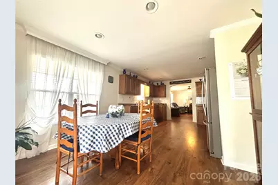 124 Hood Heights, Hendersonville, NC 28739 - Photo 5